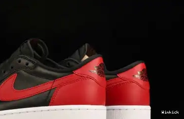 705329-001 Low Jordan Bred Retro 1 0430